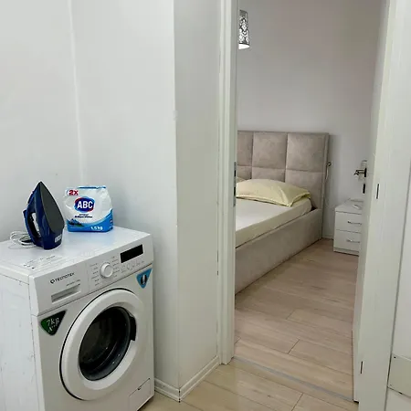 Lovely And - 24h Self Check-in *