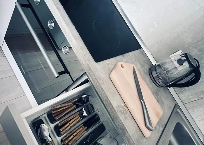 Apartamento Lovely And Central Apartment - Easy And Efficient Check-In *